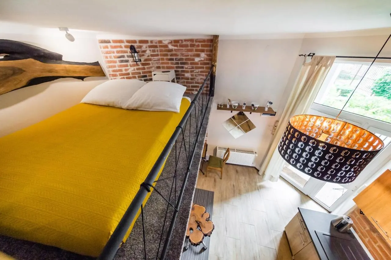Studio Z Ogrodem Przy Starej Zajezdni Krakow Apartment
