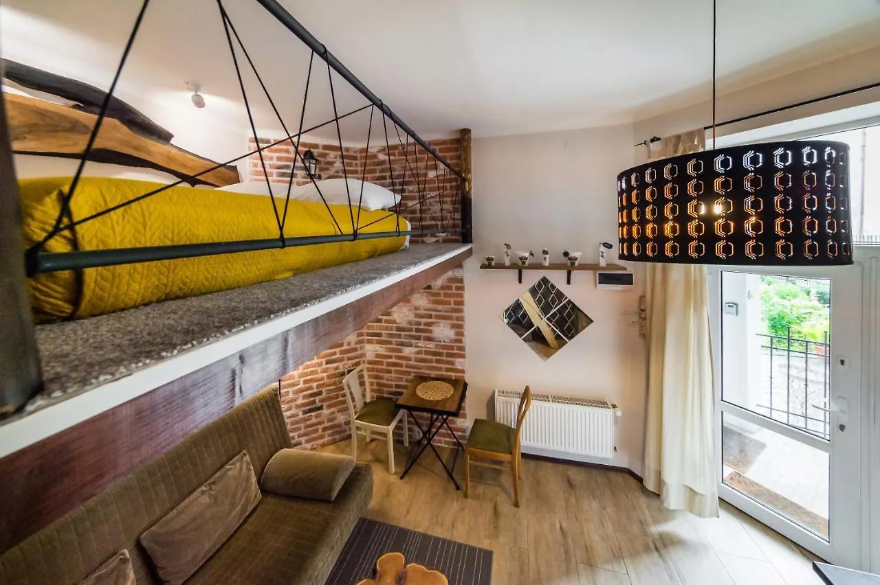 Studio Z Ogrodem Przy Starej Zajezdni Cracovia